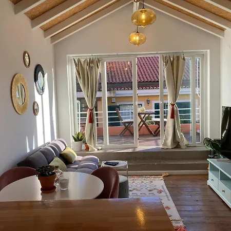 Apartment Janelas Verdes - Peaceful Views