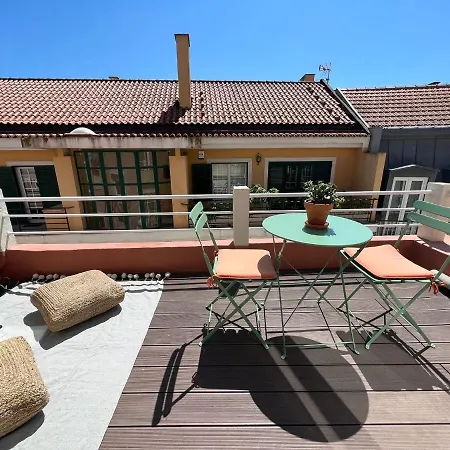 Apartment Janelas Verdes - Peaceful Views *